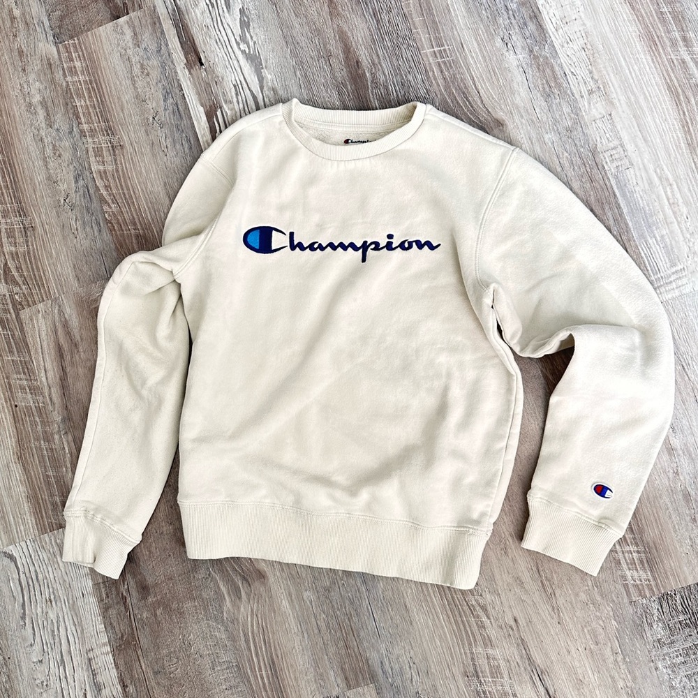 Champion Unisex Heritage Boy and Girls Fleece Pullover Champion Scipt Sweatshirt